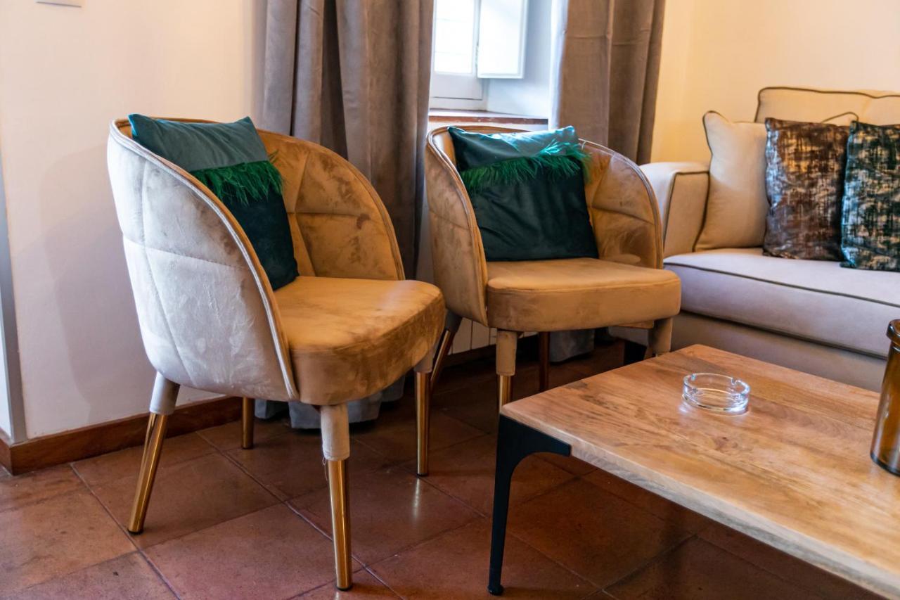 Apartamento 3 Dormitorios En Calle San Vicente. 塞维利亚 外观 照片