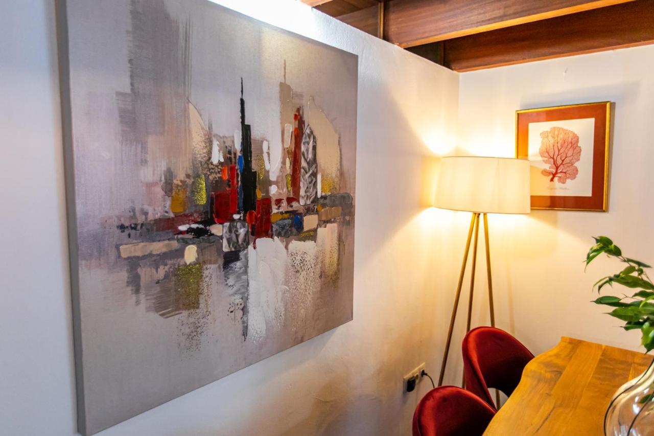 Apartamento 3 Dormitorios En Calle San Vicente. 塞维利亚 外观 照片