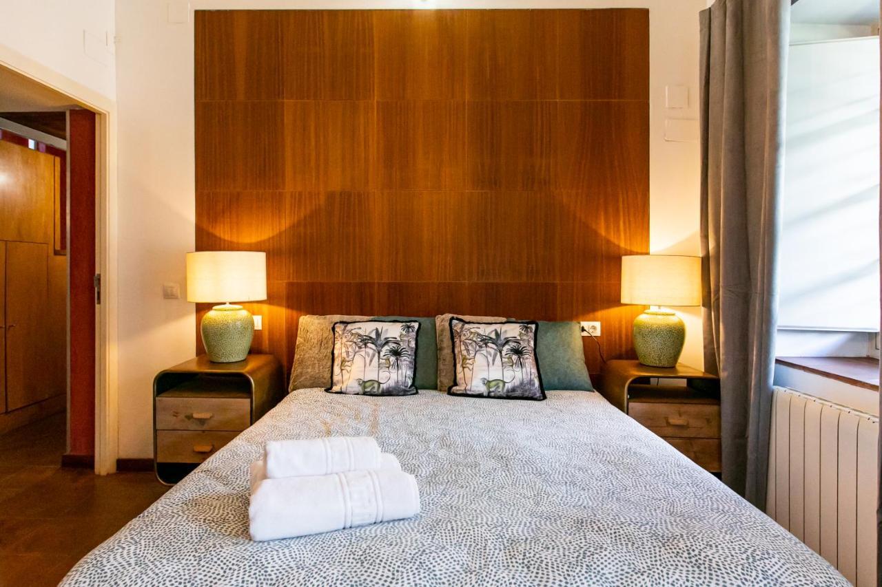 Apartamento 3 Dormitorios En Calle San Vicente. 塞维利亚 外观 照片