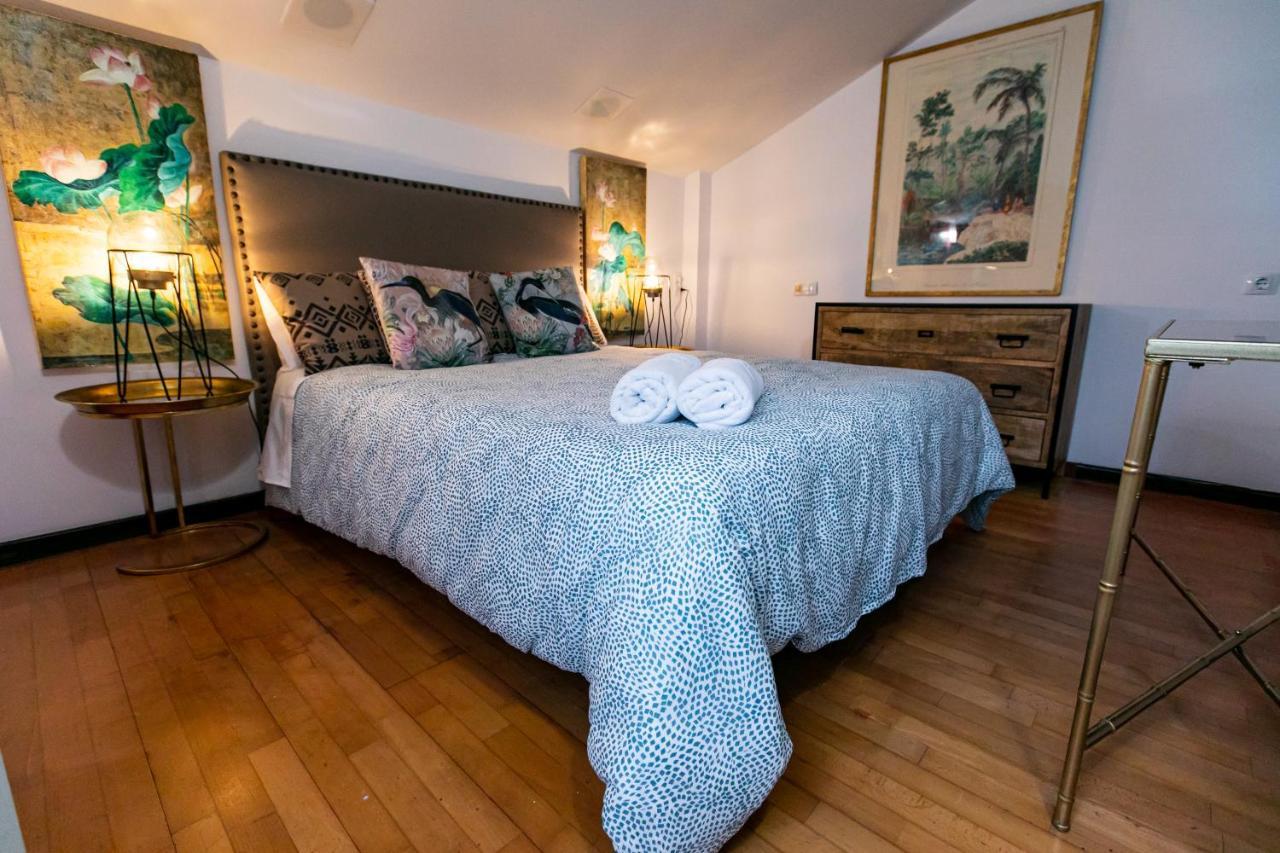 Apartamento 3 Dormitorios En Calle San Vicente. 塞维利亚 外观 照片