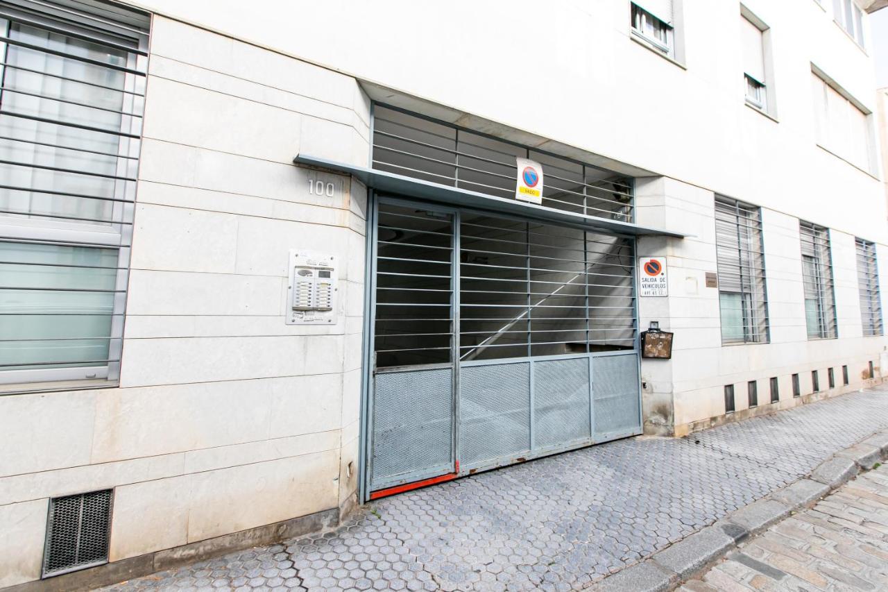 Apartamento 3 Dormitorios En Calle San Vicente. 塞维利亚 外观 照片