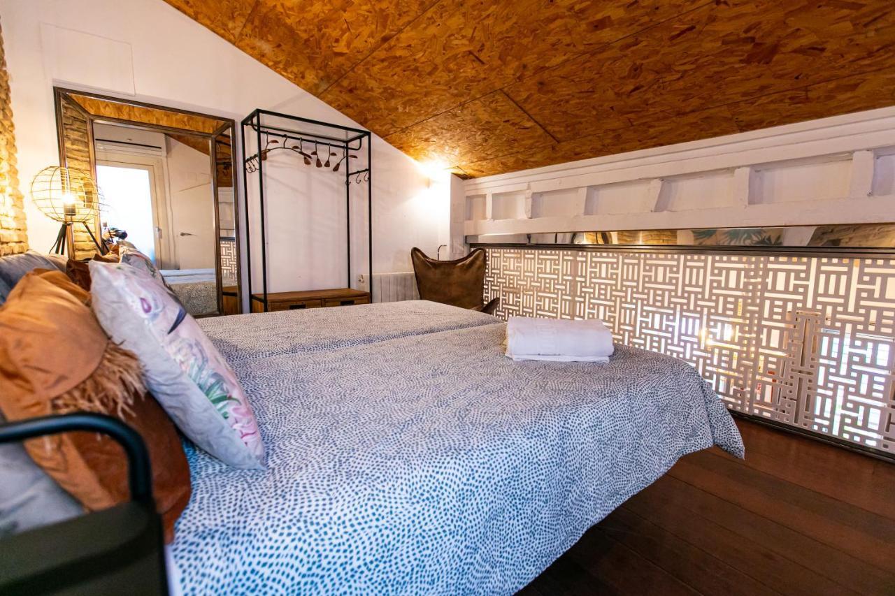 Apartamento 3 Dormitorios En Calle San Vicente. 塞维利亚 外观 照片