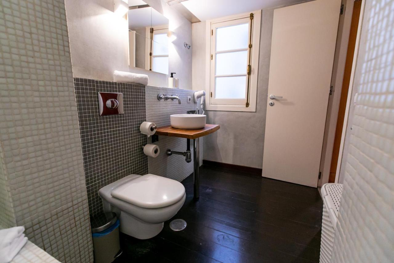 Apartamento 3 Dormitorios En Calle San Vicente. 塞维利亚 外观 照片