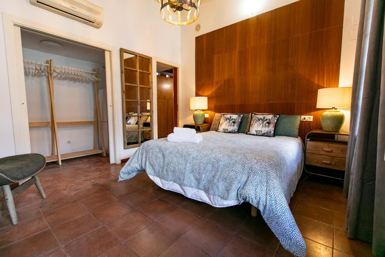 Apartamento 3 Dormitorios En Calle San Vicente. 塞维利亚 外观 照片